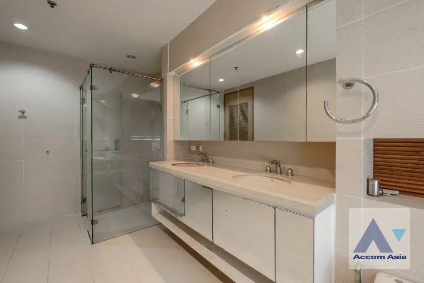 picture 🔼🔽 AccomA 📩  4 BR Condominium @Royal Saladaeng (AA30099) - 16/20