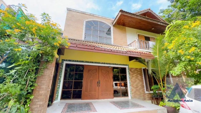 รูป 🔼🔽 AccomA 📩 Classic wood home with garden terrace and vintage interior (AA36754) - รูปที่ 2/20