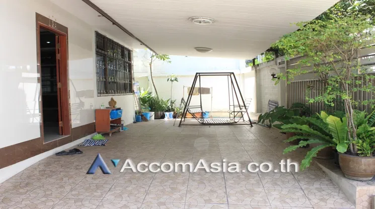 picture 🔼🔽 AccomA 📩 Home Office 4 BR House in Khlong Ton Nuea (13000877) - 11/11