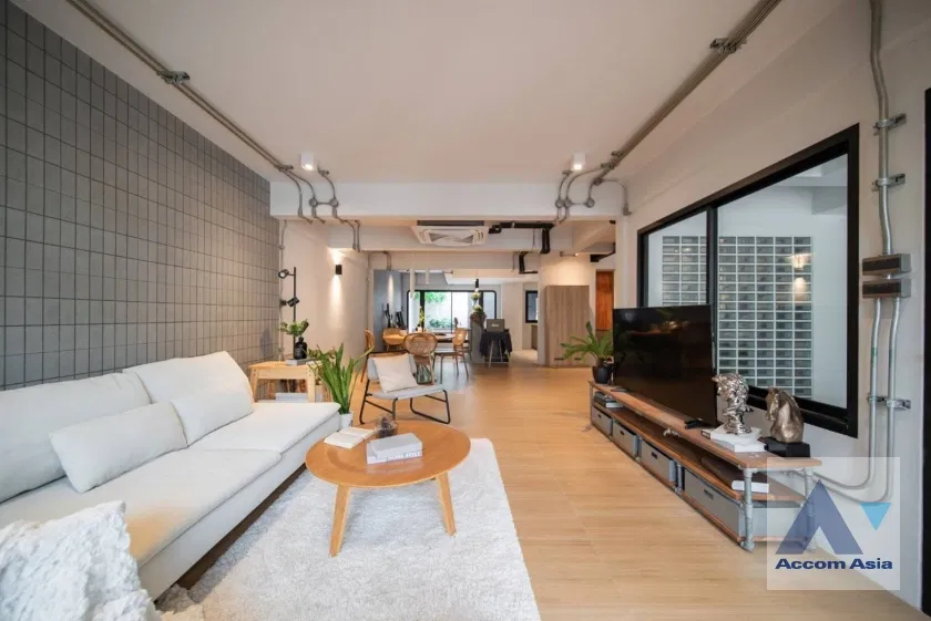 picture 🔼🔽 AccomA 📩 2-Storey Modern house in Moo Baan Klongtan Nivet (AA43873) - 2/20