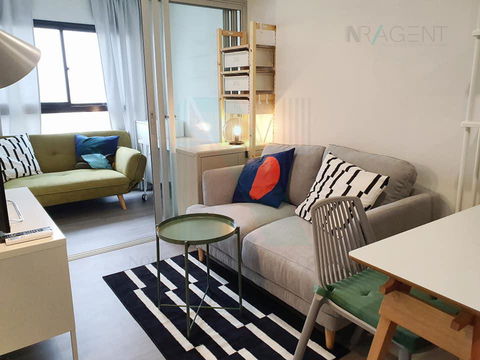 For rent THE PARKLAND CHARAN-PINKLAO 1 bedroom 7th floor Building B near MRT Bang Yi Khan.