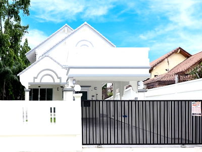บ้านเดี่ยว สนามบินดอนเมือง : ขายราคาพิเศษ บ้านเดี่ยว 2 ชั้น 105 ตร.ว. ม.เมืองเอก โครงการ5 ขนาด 6นอน 4น้ำ บ้านหลังใหญ่ ฟังชั่นดีเยี่ยม พร้อมเฟอร์ พื้นที่กว้าง [รังสิต-ปทุมธานี]