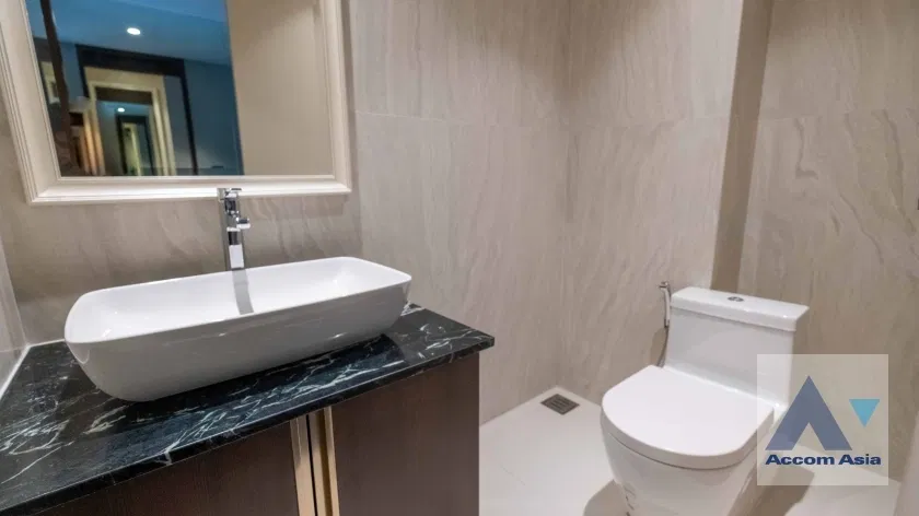 รูป 🔼🔽 AccomA 📩 Modern luxury condo with wide balcony in Thonglor (AA21564) - รูปที่ 12/20