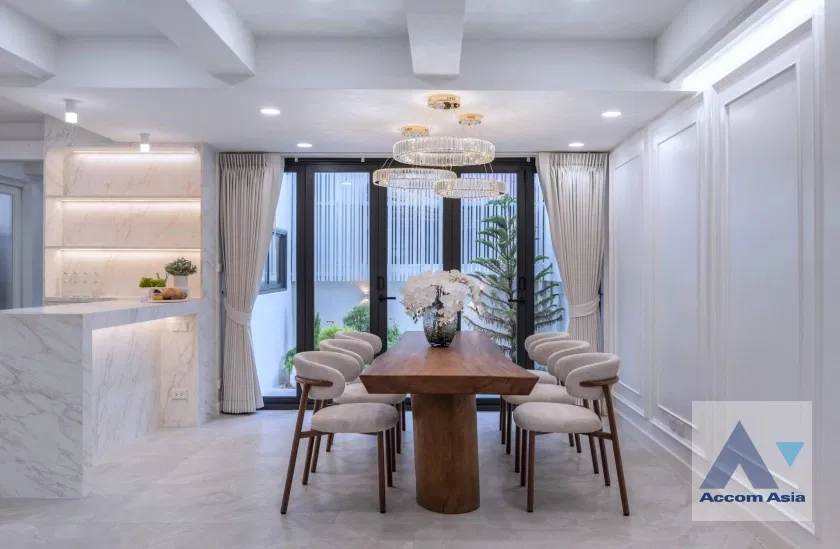 picture 🔼🔽 AccomA 📩 Newly renovated 4 BR House @Moo Baan Klongtan Nivet (AA41991) - 3/19