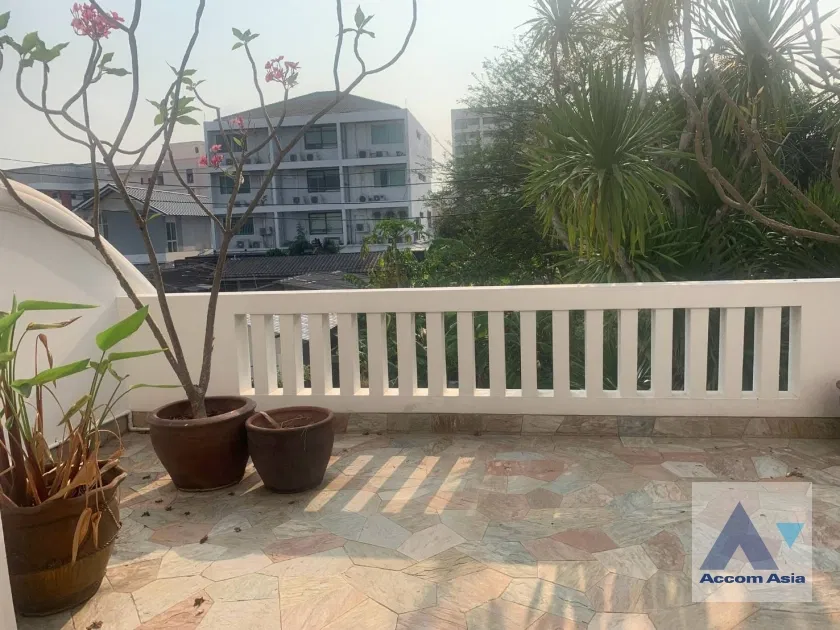 picture 🔼🔽 AccomA 📩  4 BR House in Phra Khanong Nuea (AA43402) - 8/14