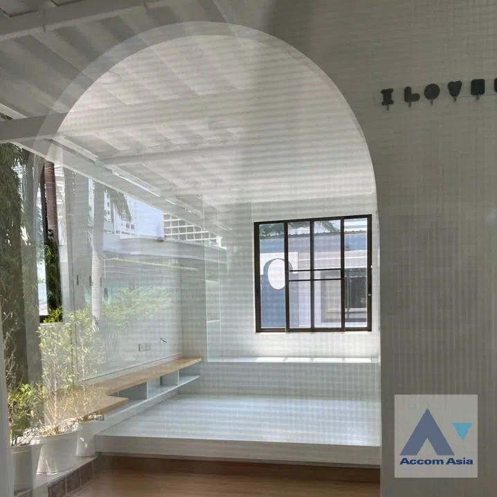 รูป 🔼🔽 AccomA 📩  3 BR Townhouse in Khlong Toei (AA43521) - รูปที่ 13/18