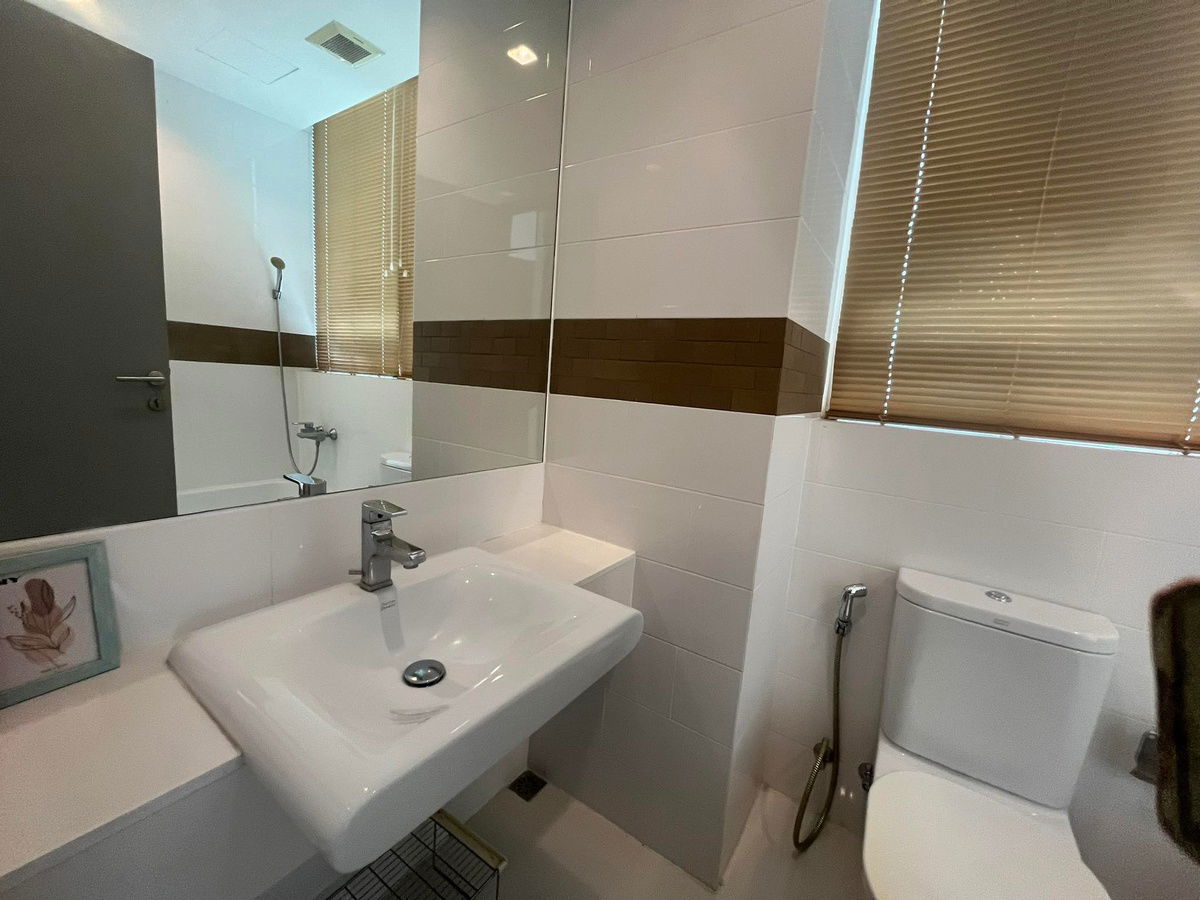 picture 🔥Hot Deal🔥 For Rent 2 bed at Ideo Verve Sukhumvit 25,000 baht - 11/17