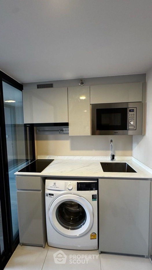picture 2-BR Condo at SOHO Bangkok Ratchada near MRT Huai Khwang (ID 2284453) - 5/25