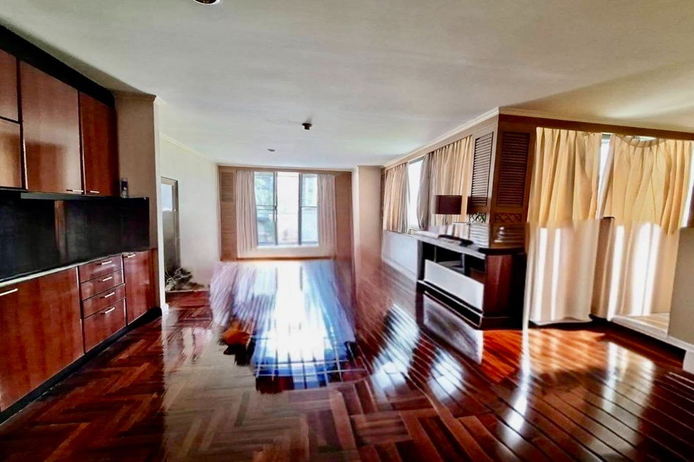 picture 🔥 For Sale, Rare Item!!!🔥 Code C20250800056..........Lake Avenue, 2 bedroom, 2 bathroom, Partly Furnished, Special Deal!!📣📣 - 2/7