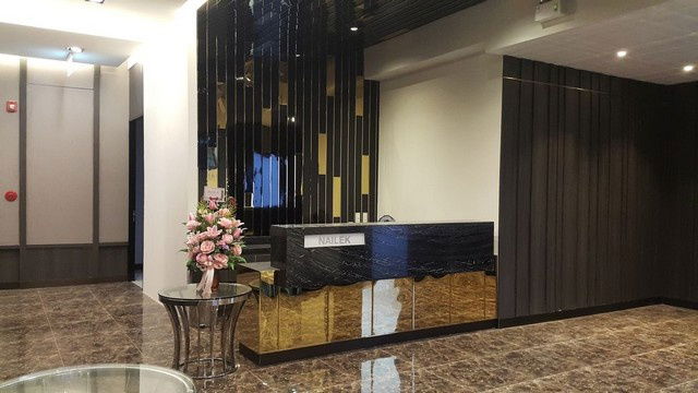 picture FOR RENT  OFFICE PROPERTY  165600 BAHT per MONTH - 8/8