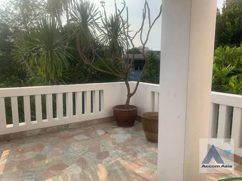 picture 🔼🔽 AccomA 📩  4 BR House in Phra Khanong Nuea (AA43402) - 9/14