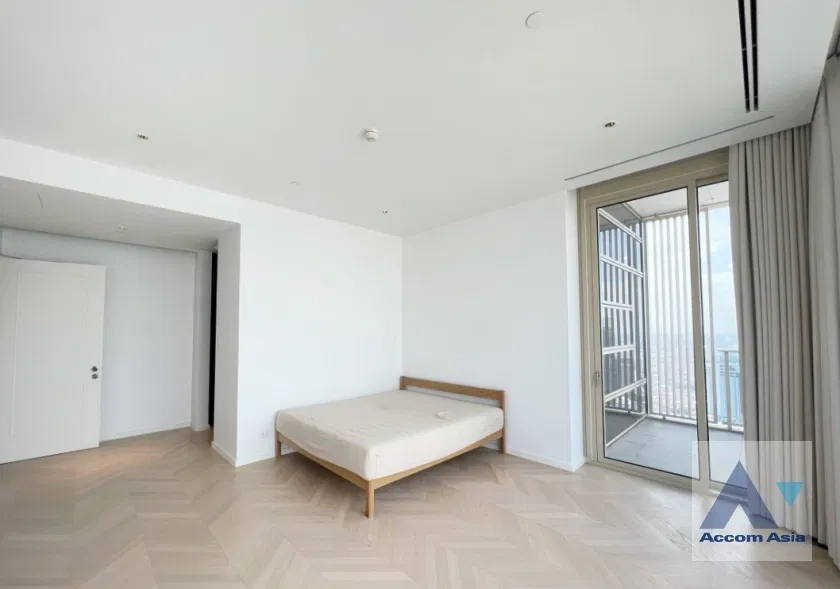 picture 🔼🔽 AccomA 📩  4 BR Condominium @Four Seasons Private Residences (AA37437) - 5/16