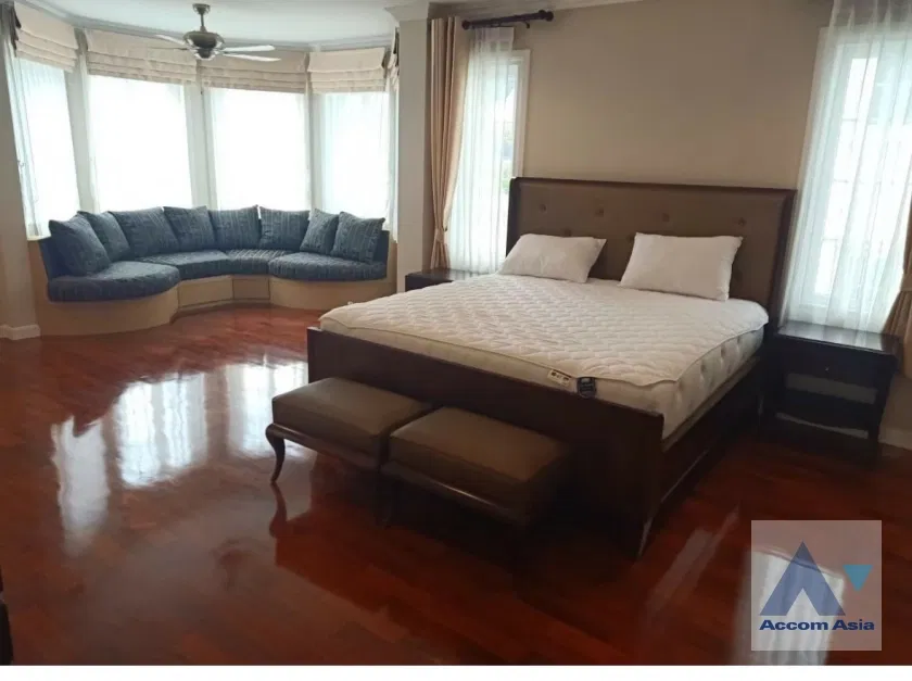 picture 🔼🔽 AccomA 📩  4 BR House @Fantasia Villa 4 (AA28365) - 11/13