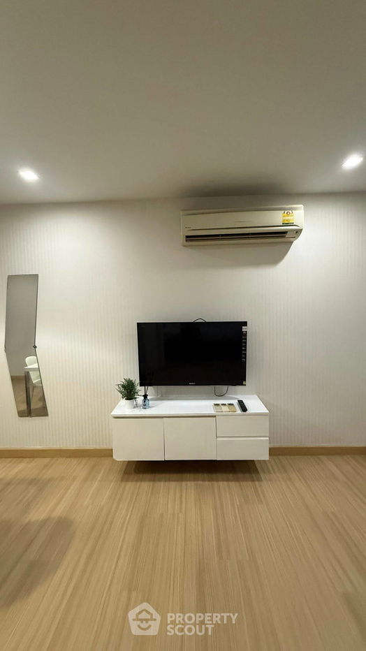 picture 1-BR Condo at Tree Condo Sukhumvit 42 Condominium near BTS Phra Khanong (ID 2263960) - 9/21