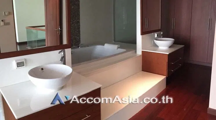 รูป 🔼🔽 AccomA 📩 Pet friendly,Private Swimming Pool,Huge Terrace,Duplex Condo 3 BR Condominium @Le Raffine Sukhumvit 31 (AA19477) - รูปที่ 10/14