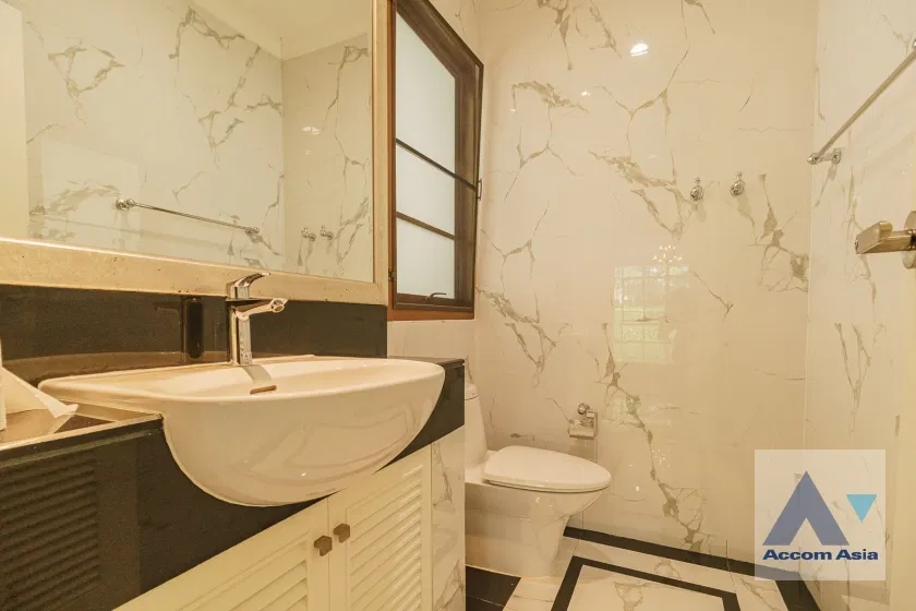 รูป 🔼🔽 AccomA 📩 Luxury home with grand interiors in Sukhumvit (AA41875) - รูปที่ 14/20