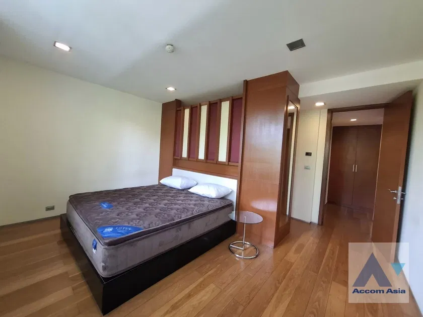picture 🔼🔽 AccomA 📩 Ficus Lane Condominium - 7/14