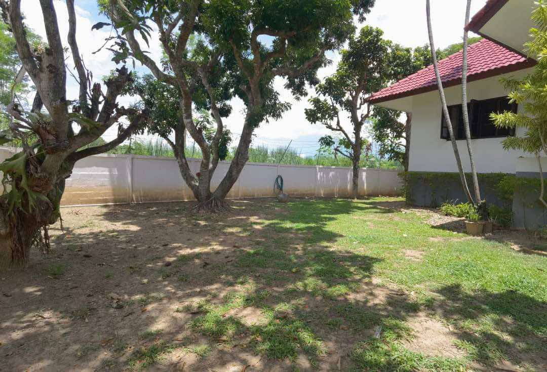 รูป ขายด่วน!!! บ้านพร้อมที่ดิน เนื้อที่ 196 ตร.ว. จ.เชียงใหม่ ใกล้สนามบิน T.0946511456 - รูปที่ 5/17