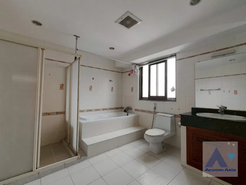 picture 🔼🔽 AccomA 📩 Elegant City View Residence in Classic Sukhumvit 39 at Royal Castle - 14/20