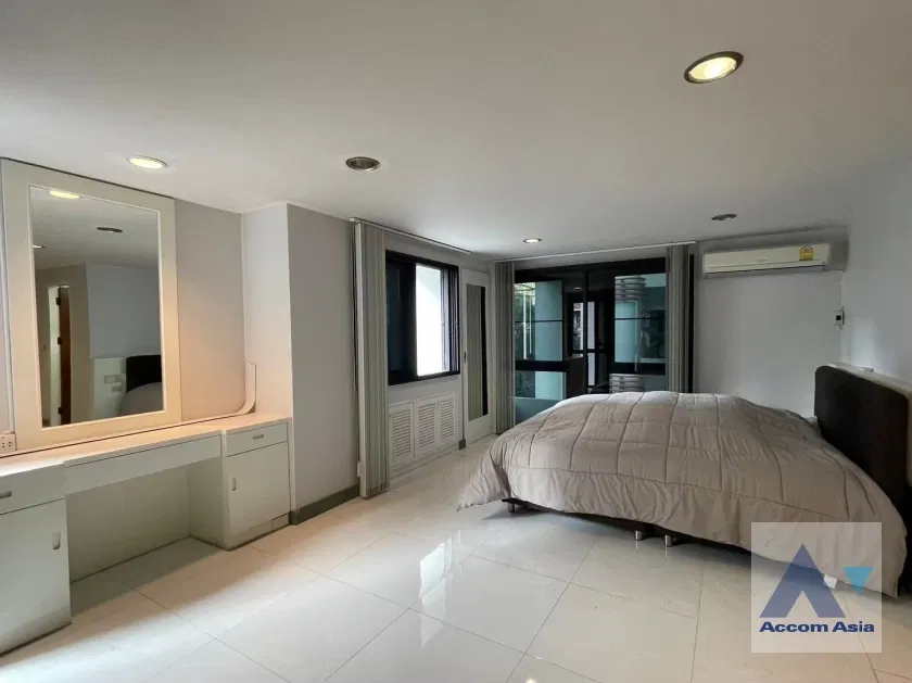 รูป 🔼🔽 AccomA 📩  3 BR Condominium @La Maison Ruamrudee (AA43415) - รูปที่ 11/14