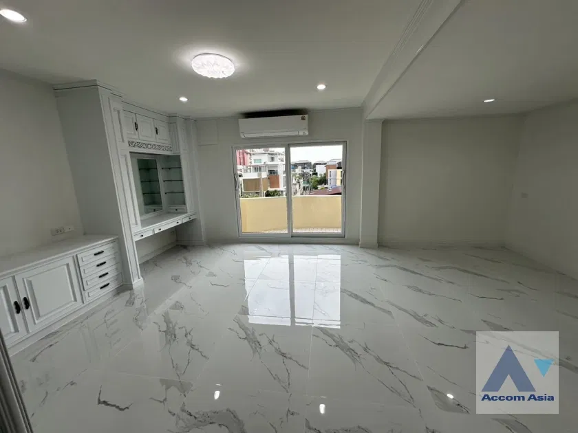 รูป 🔼🔽 AccomA 📩  4 BR Townhouse @Yenakart Residence (AA43570) - รูปที่ 17/20