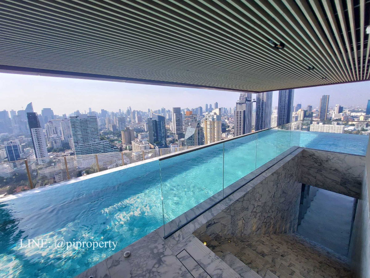 picture Luxury condo big 1bedroom unit for rent in Rhythm Ekkamai Estate. Fully furnished with a open view. Great Thonglor - Ekkamai lifestyle. - 27/44