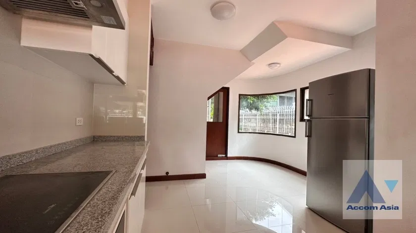 picture 🔼🔽 AccomA 📩 Home Office,Pet friendly 3 BR Townhouse @Townhouse Phaholyothin (1818217) - 6/20