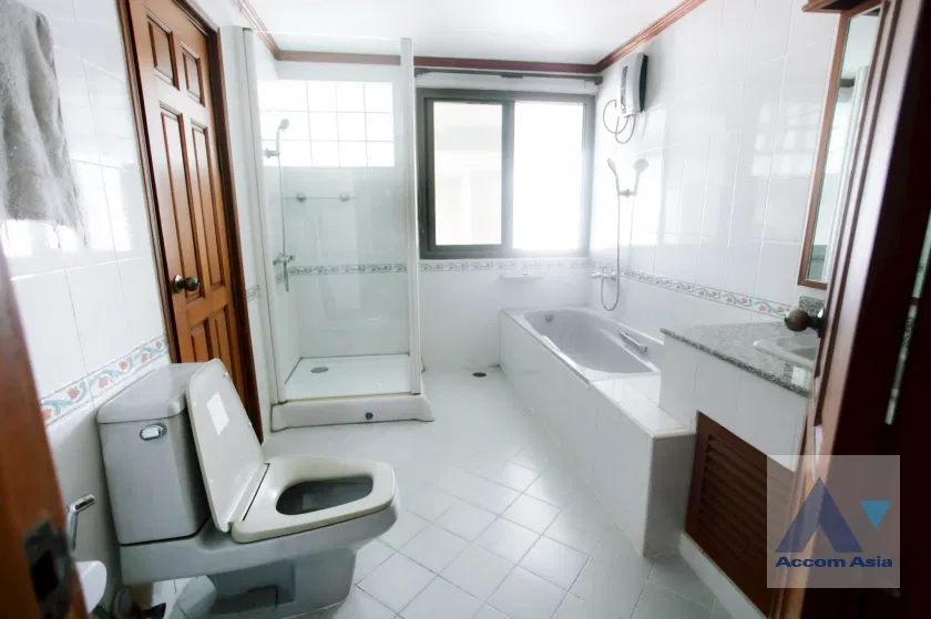 รูป 🔼🔽 AccomA 📩  2 BR Condominium @Crystal Garden (AA44331) - รูปที่ 9/10