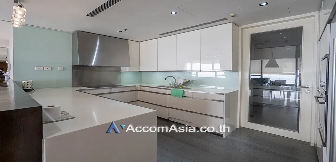 รูป 🔼🔽 AccomA 📩 Panoramic-view condo with modern decor in Sathorn (AA29462) - รูปที่ 4/11