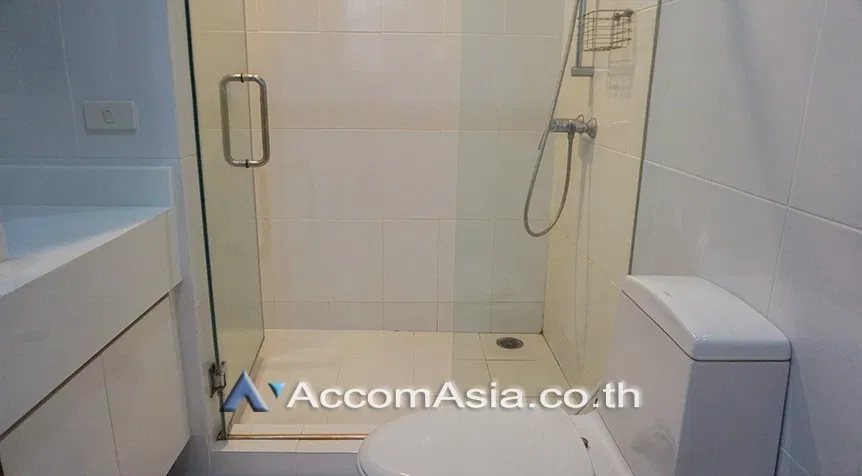 picture 🔼🔽 AccomA 📩 Home Office 4 BR Townhouse in Si Lom (AA26843) - 15/18
