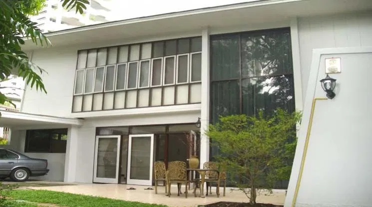 picture 🔼🔽 AccomA 📩  3 BR House in Klong Tan (2029501) - 1/9