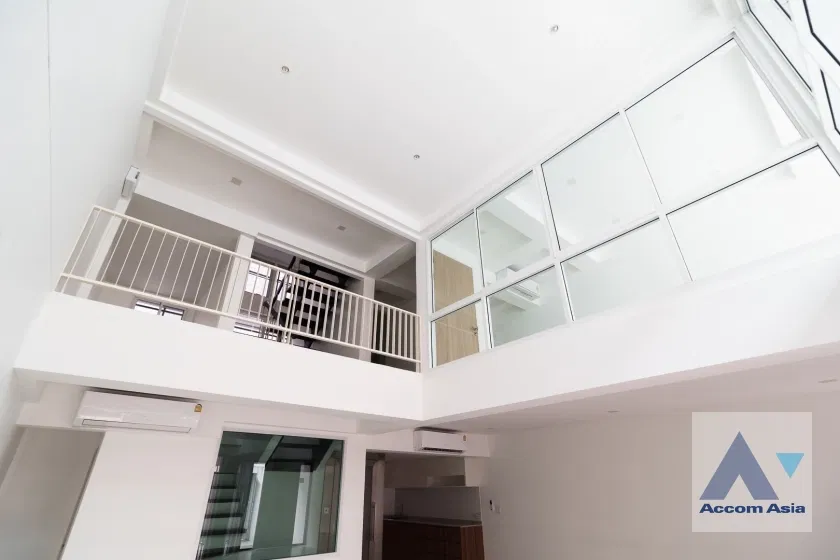 รูป 🔼🔽 AccomA 📩 Modern 3.5-Storey Home with Indoor Rooftop – Perfect for Living or Home Office - Near BTS (1715007) - รูปที่ 6/20