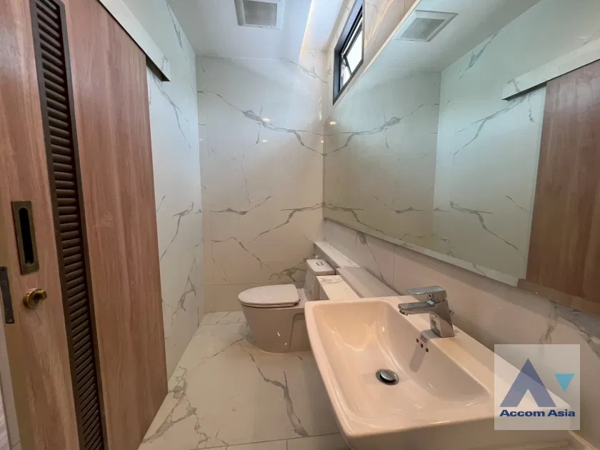 รูป 🔼🔽 AccomA 📩 Newly renovated,Common Pool 4 BR Townhouse @KLANG Nivas (AA43546) - รูปที่ 16/20