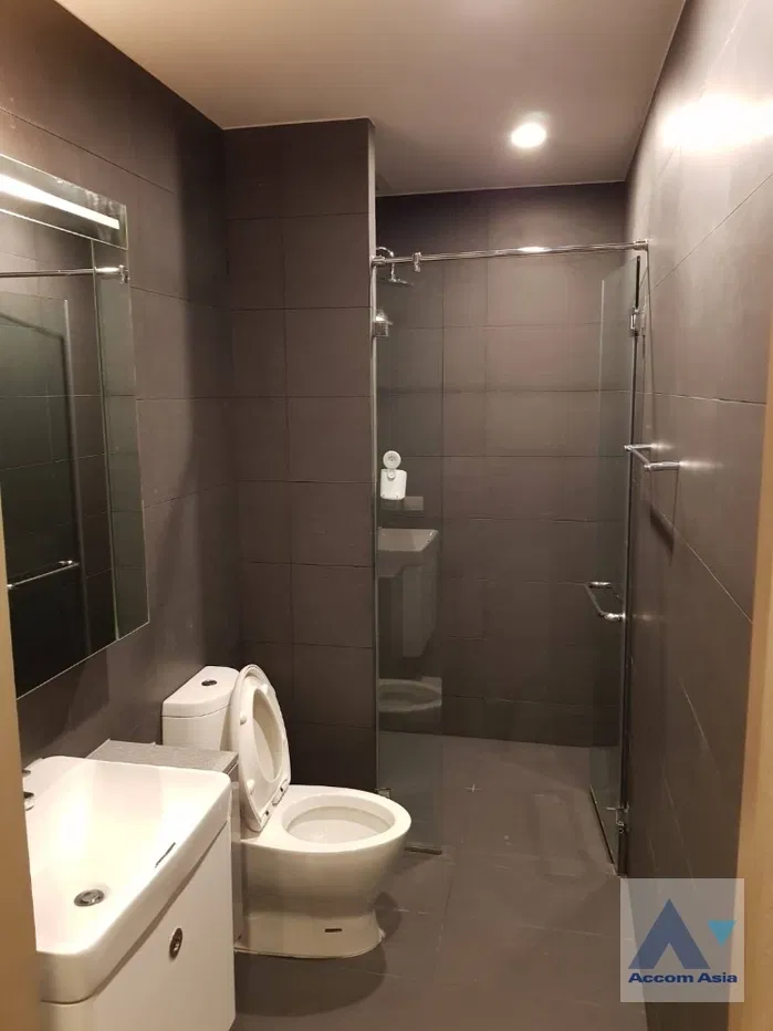 รูป 🔼🔽 AccomA 📩  2 BR Condominium @Noble Ploenchit (AA33699) - รูปที่ 9/10