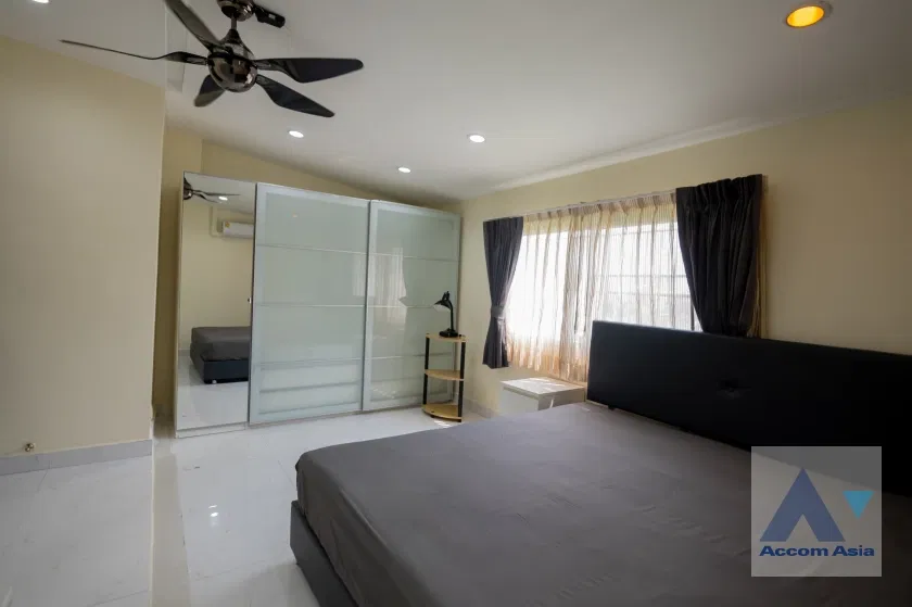 รูป 🔼🔽 AccomA 📩 Furnished home designed for home office use in Phra Khanong (AA42943) - รูปที่ 14/20