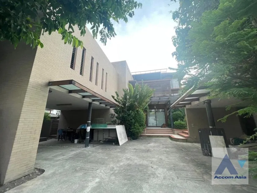 picture 🔼🔽 AccomA 📩 Contemporary Home with Full Function & Open Plan (AA35870) - 2/20