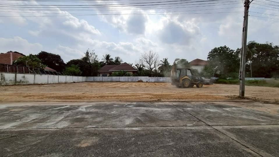 picture Prime location land for sale near Regent's School & Rugby, Pattaya - 5/8