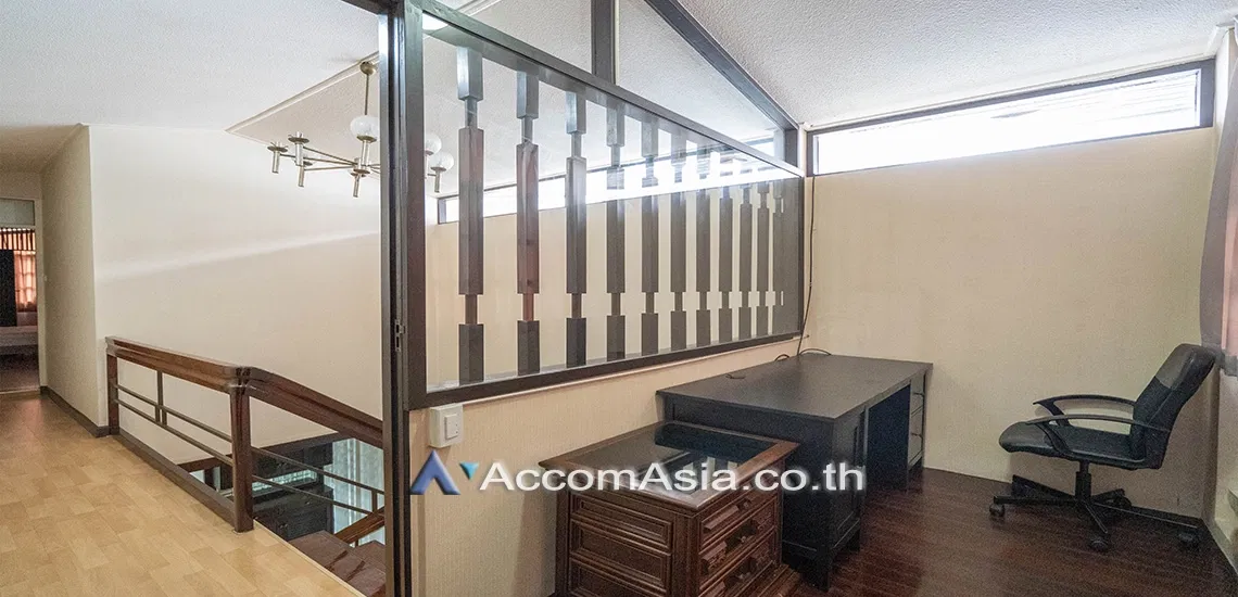 picture 🔼🔽 AccomA 📩 Home Office 3 BR House in Khlong Toei (AA11344) - 13/20