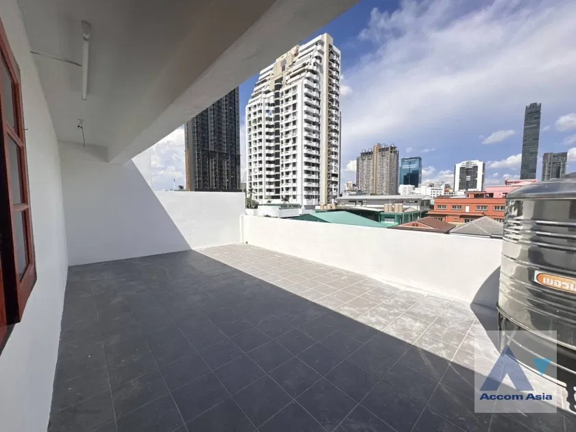รูป 🔼🔽 AccomA 📩  4 BR Townhouse @ (AA42425) - รูปที่ 1/16