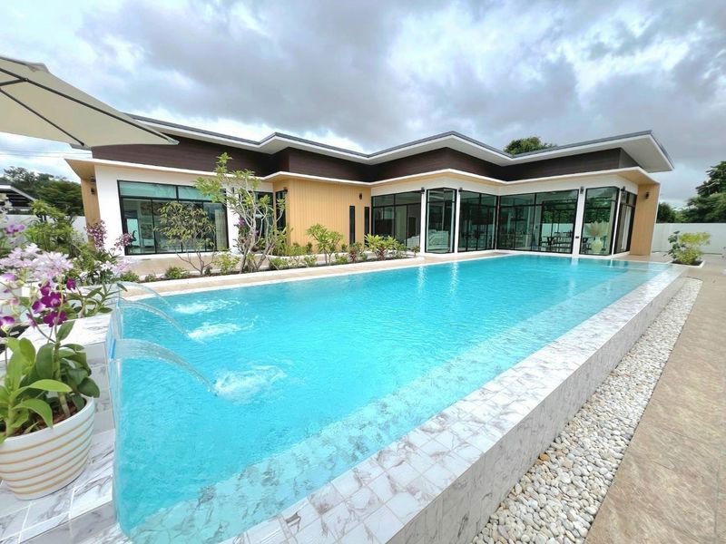 รูป ขายบ้านสวยพัทยา ตกแต่งครบ พร้อมเฟอร์ เขตบางเสร่ สัตหีบ ชลบุรี  - รูปที่ 2/20