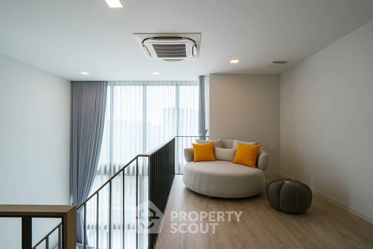 รูป บ้าน 4-ห้องนอน ที่ วีเว่ กรุงเทพกรีฑา ใกล้ กรุงเทพกรีฑา (ID 2284356) - รูปที่ 15/21