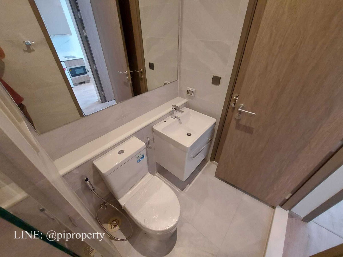 picture Luxury condo big 1bedroom unit for rent in Rhythm Ekkamai Estate. Fully furnished with a open view. Great Thonglor - Ekkamai lifestyle. - 19/44