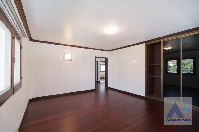 รูป 🔼🔽 AccomA 📩 An Adorable Charming Semi-Detached House set in a private and secured compound (2317188) - รูปที่ 14/20