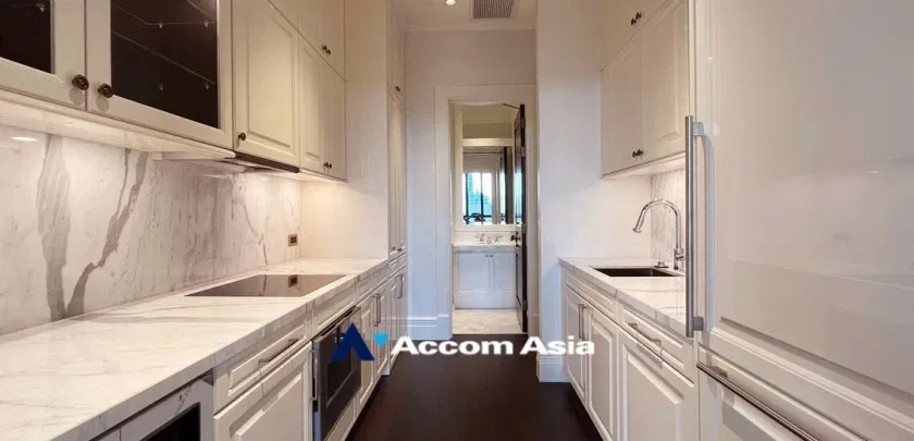 picture 🔼🔽 AccomA 📩 Luxury 2 BR Condominium @98 Wireless (AA30155) - 15/20