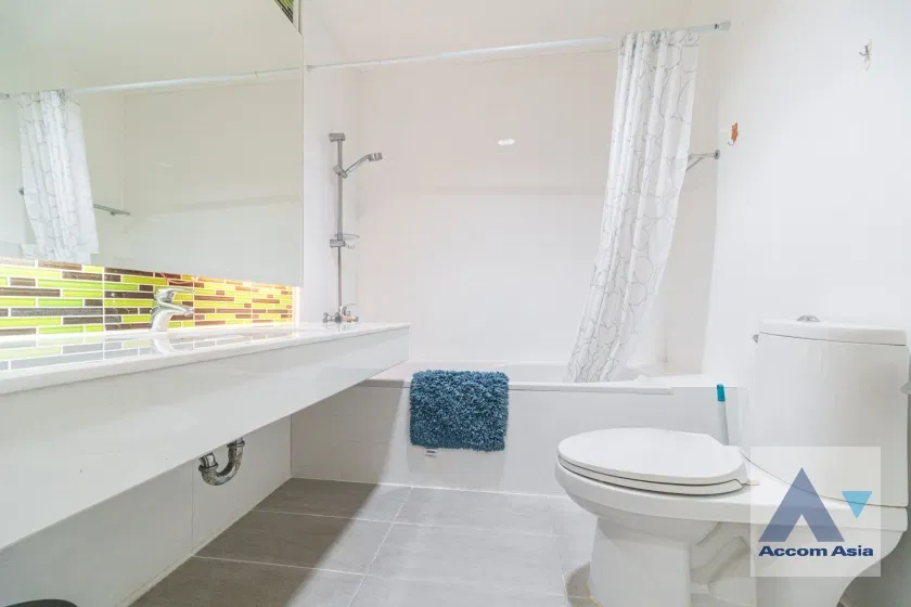picture 🔼🔽 AccomA 📩 Elegant high-floor condo with wood finishes at Baan Suan Petch (1520431) - 15/20