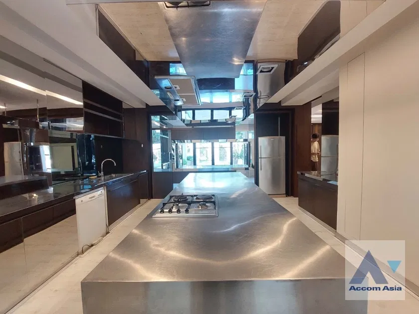 picture 🔼🔽 AccomA 📩 Boutique 3-Bedroom House for Rent in Compound near MRT Khlong Toei, Sathorn (55091) - 15/20