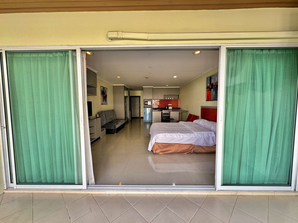 picture Studio Condominium @ T.W. Platinum Suites (Jomtien Beach) - 8/28
