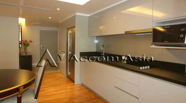 picture 🔼🔽 AccomA 📩 Elegant family-friendly condo with garden balcony (13000952) - 4/10