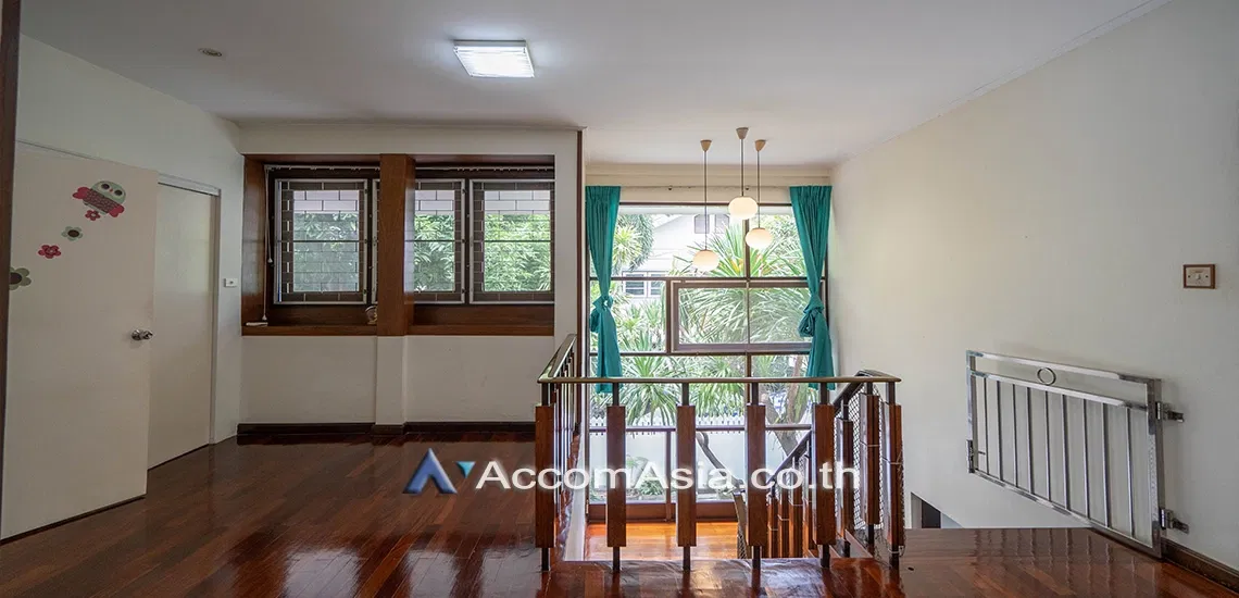 picture 🔼🔽 AccomA 📩 Classic detached home with garden and spacious interior in Sathorn (AA29914) - 6/20
