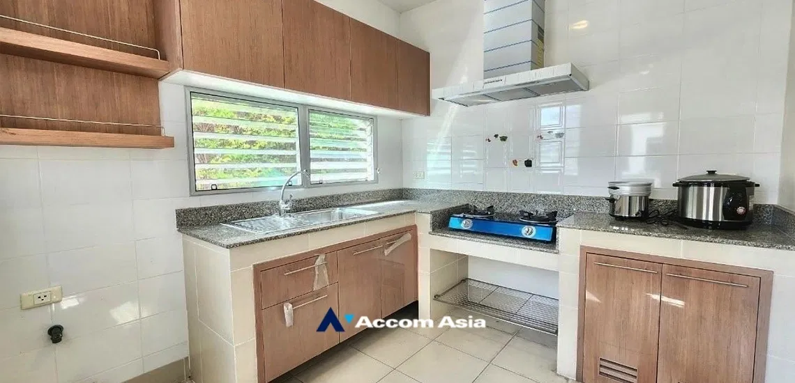 picture 🔼🔽 AccomA 📩  3 BR House @ (AA34403) - 7/16